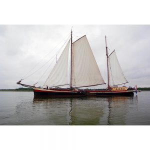 SG2528 traditional gaff rigged dutch sailing barge ijsselmeer
