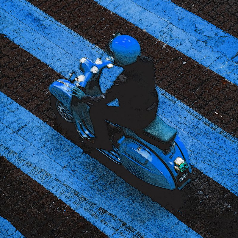 TM1476 automotive scooters blue stripes