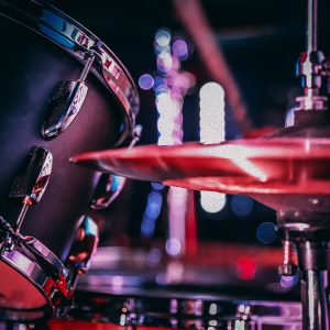 TM1933 drums cymbals