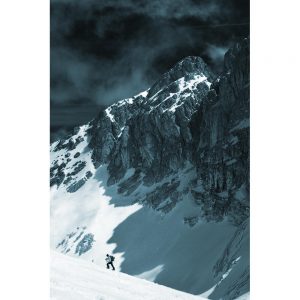 TM2272 climber snow mountains blue