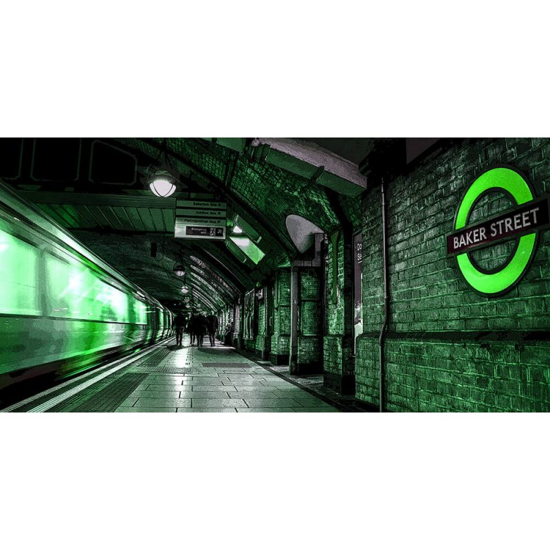 TM2558 baker street underground london green