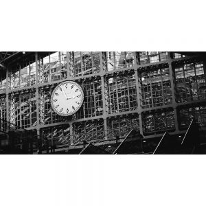 TM2575 station clock london mono