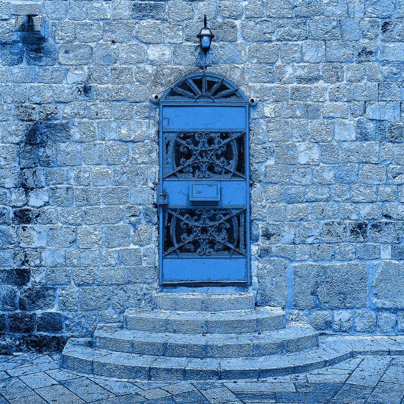 TM2803 ornate blue door