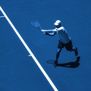 TM2849 tennis player bright blue court