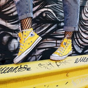 TM2987 yellow converse boots