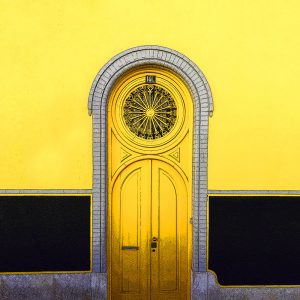 TM2991 yellow front door