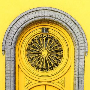 TM2992 yellow front door detail