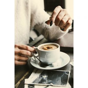 SG2867 woman sugar cup coffee