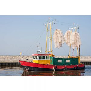 SG3440 fishing boat net quay harbour