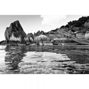 SG3464 rocky coastal shores seychelles islands black white